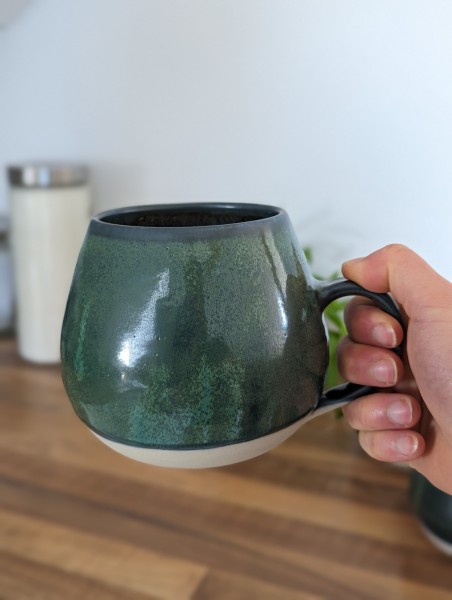 #27 XXL-Tasse "ISA" magic green - Farbabweichung